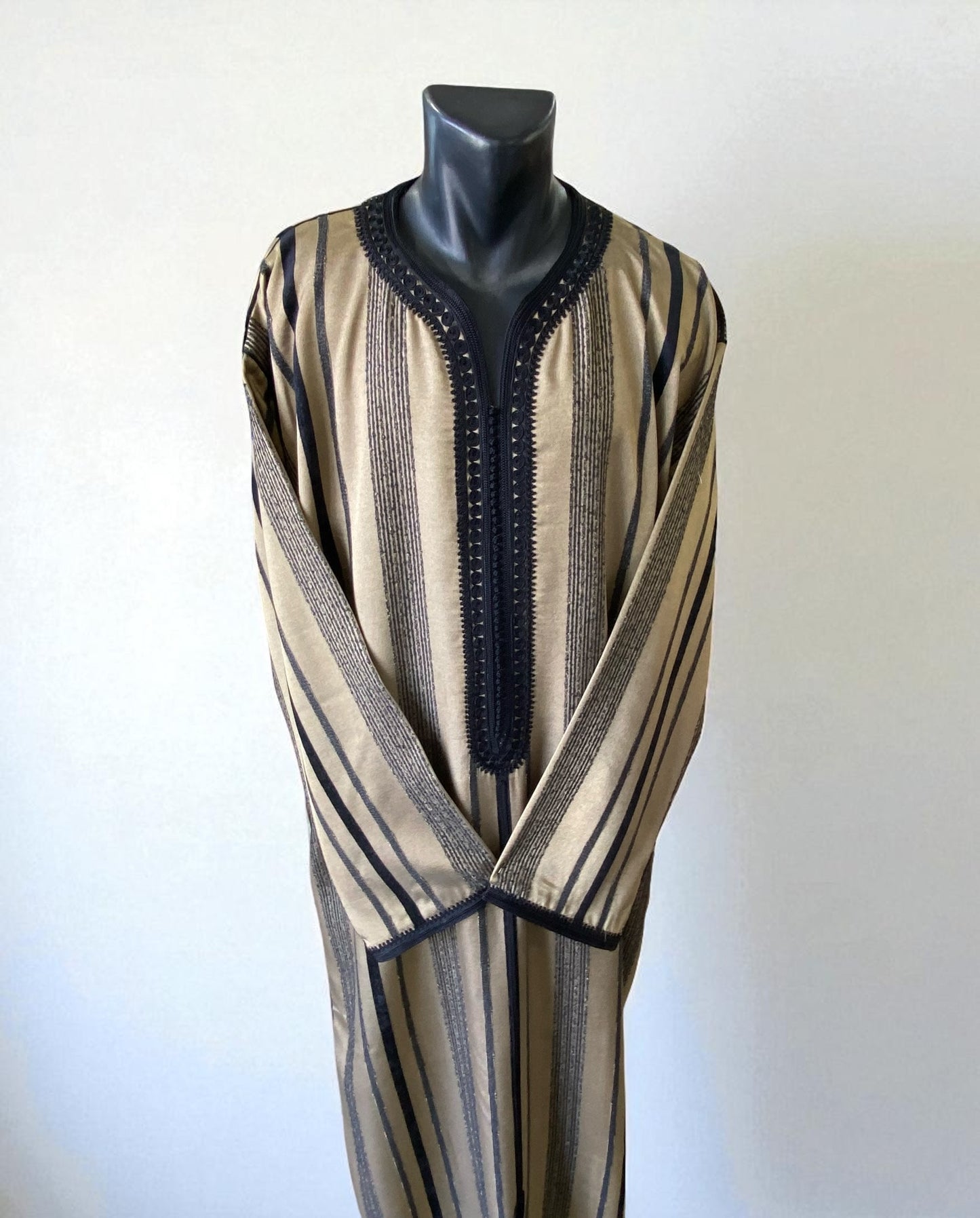 SULTAN GANDORA Traditional Moroccan Men’s Kaftan