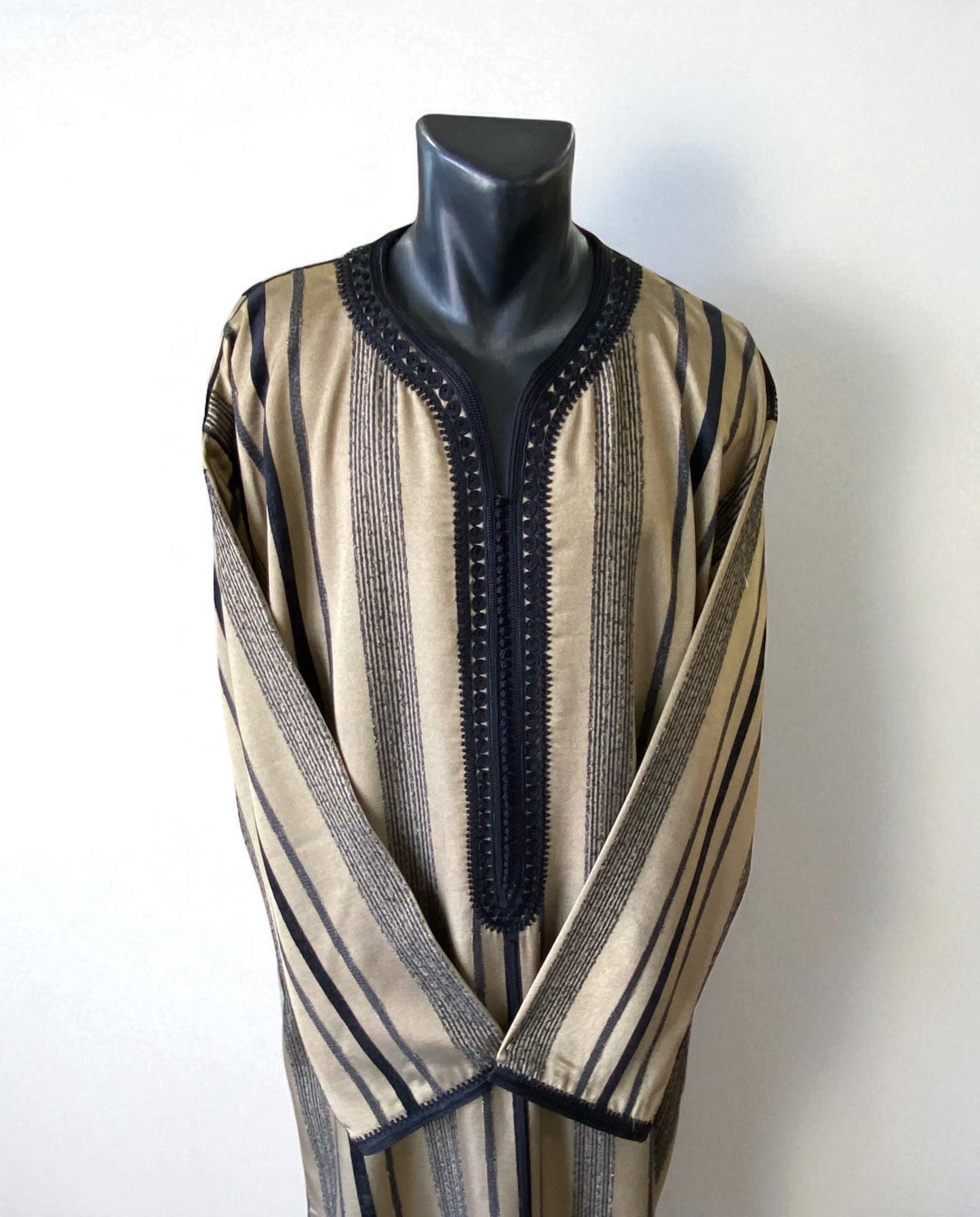 SULTAN GANDORA Traditional Moroccan Men’s Kaftan