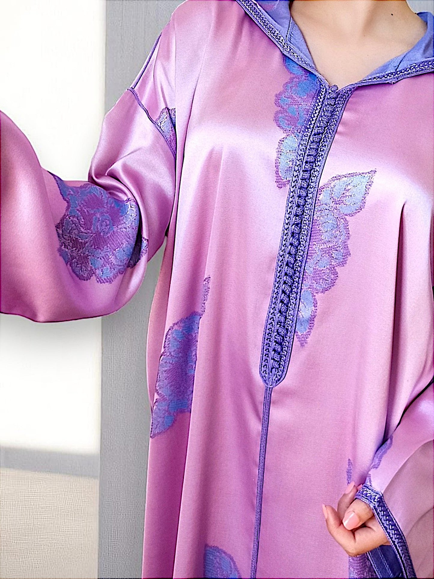 LUMINOUS BLOOM DJELLABA