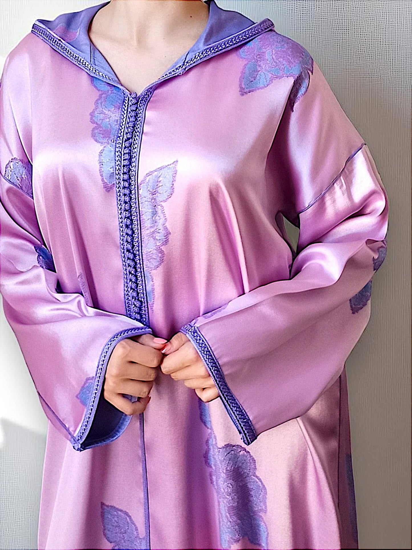 LUMINOUS BLOOM DJELLABA